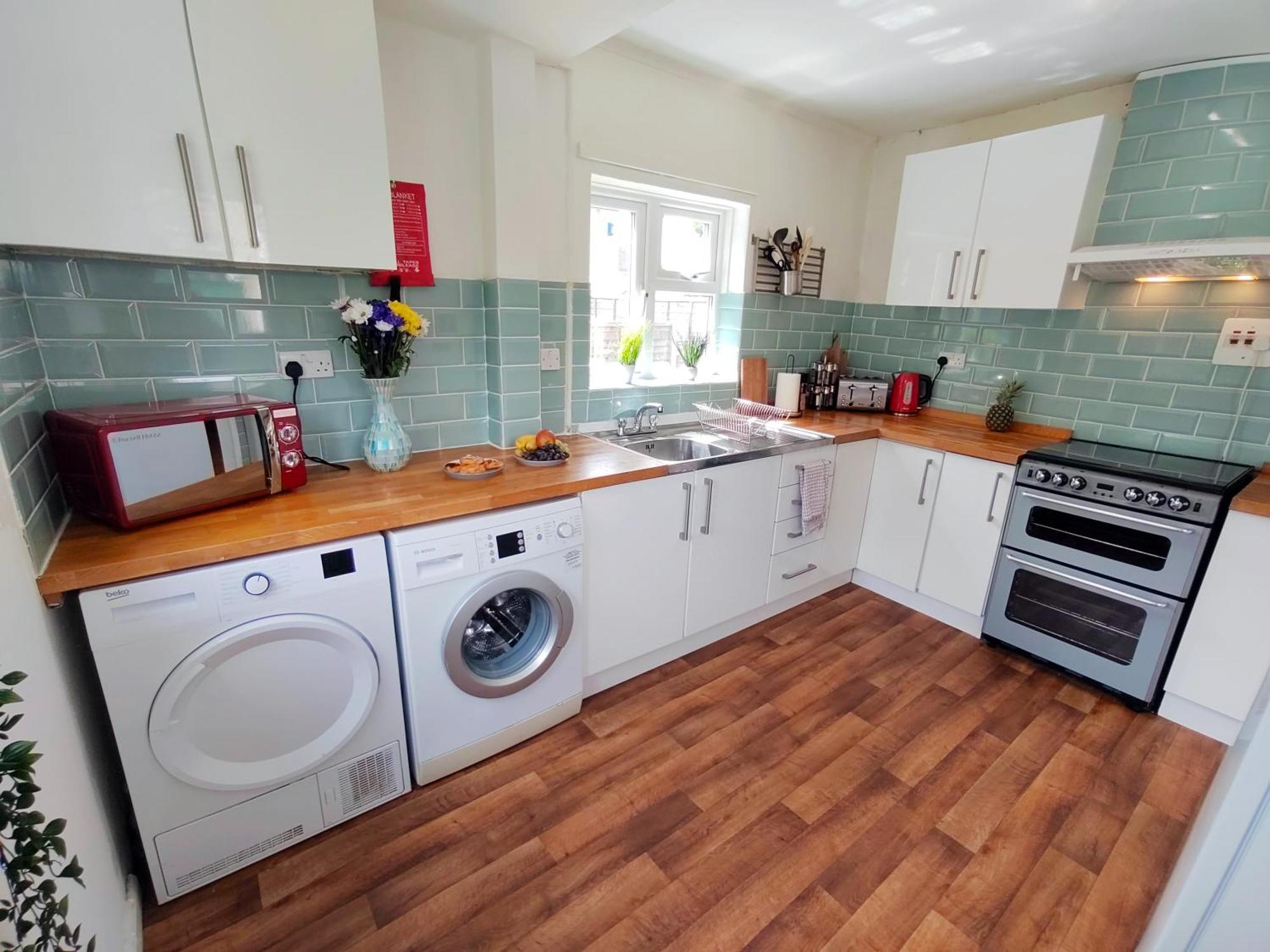 Epicsa - Corporate & Family Stay In 3 Bedroom House With Garden, Free Parking 캠브리지 외부 사진